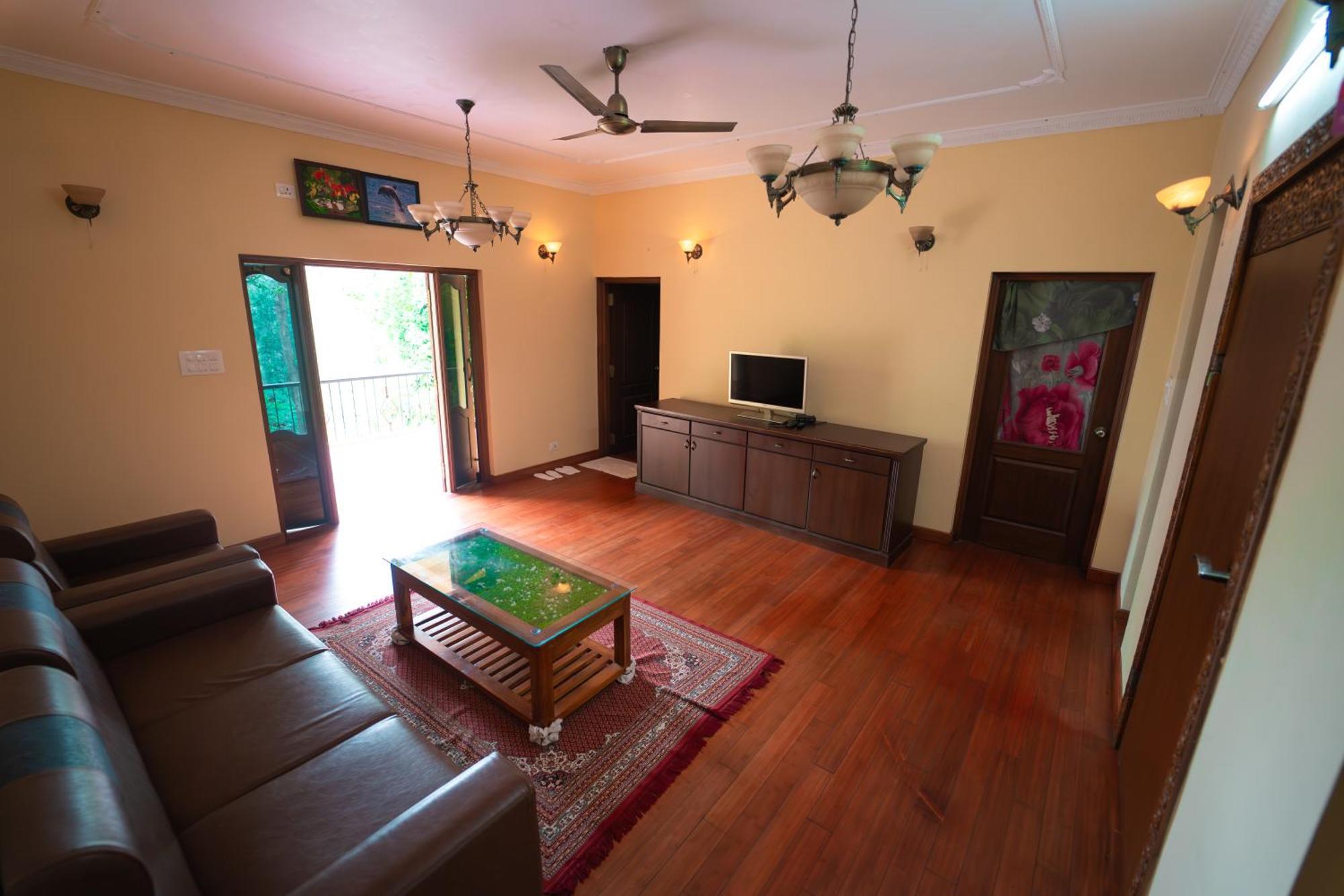Kingmaker'S Plantation With River Stream Madikeri Luaran gambar