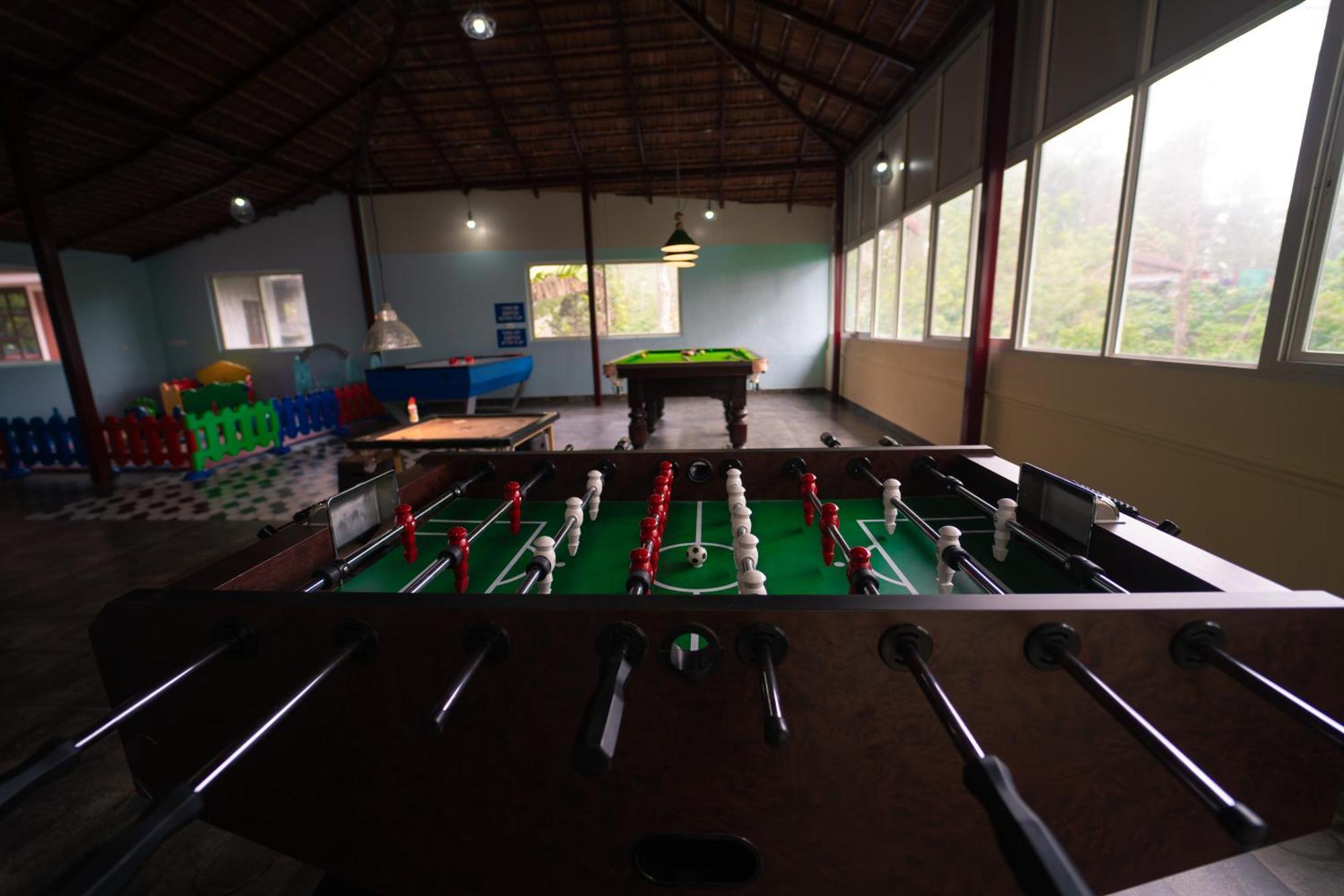 Kingmaker'S Plantation With River Stream Madikeri Luaran gambar